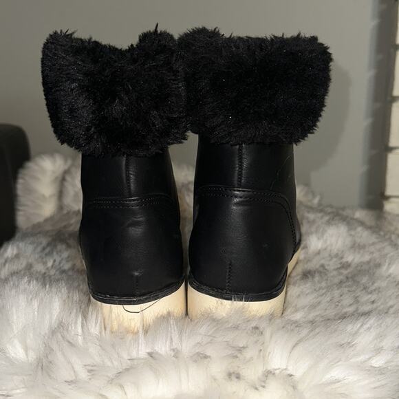 MIA Makayla Combat Bootie with Fur Wedge Heel Women’s Sz 7.5 Black - Picture 4 of 9